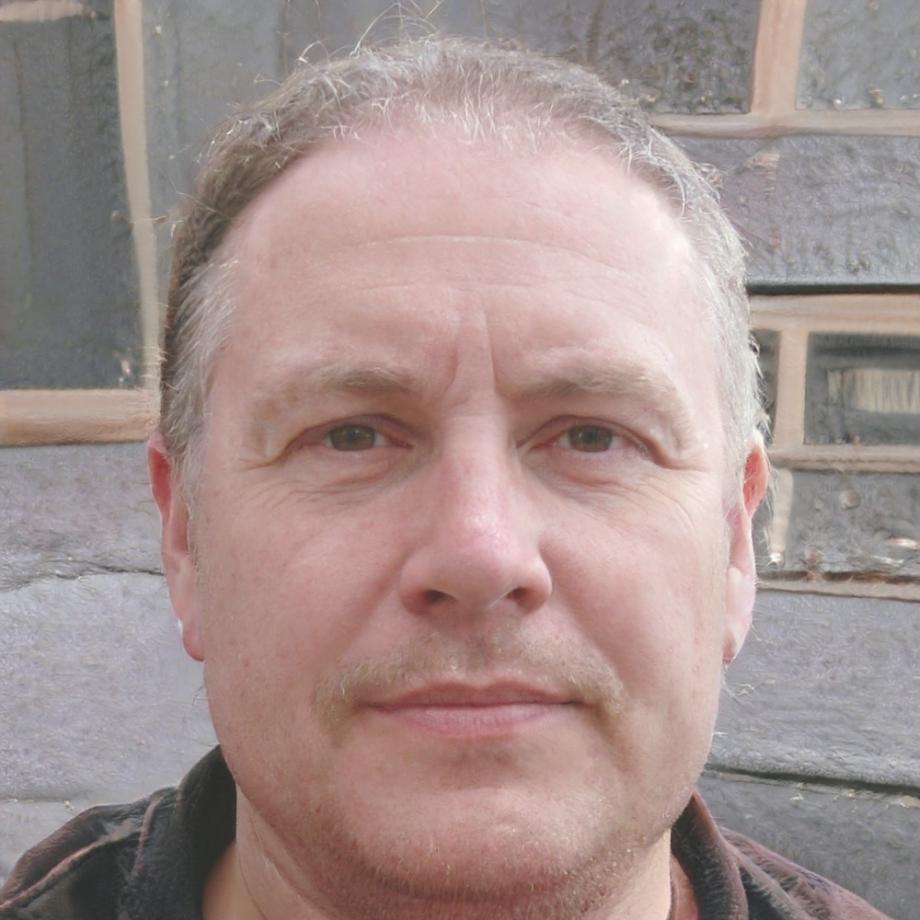 Дмитрий Иванов